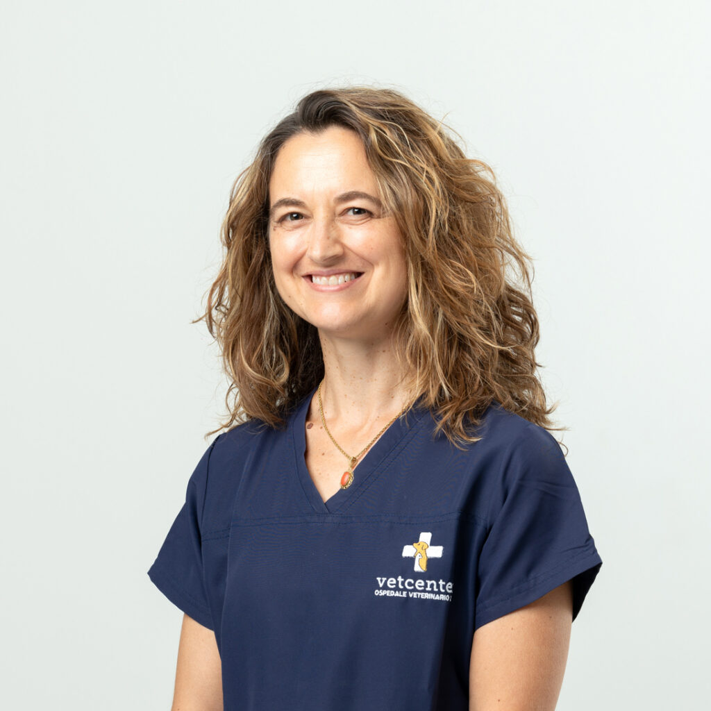 Dott.ssa Martina Tirelli La Dott.ssa Martina Tirelli, medico veterinario dell'Ospedale Veterinario 24H VetCenter di Parma